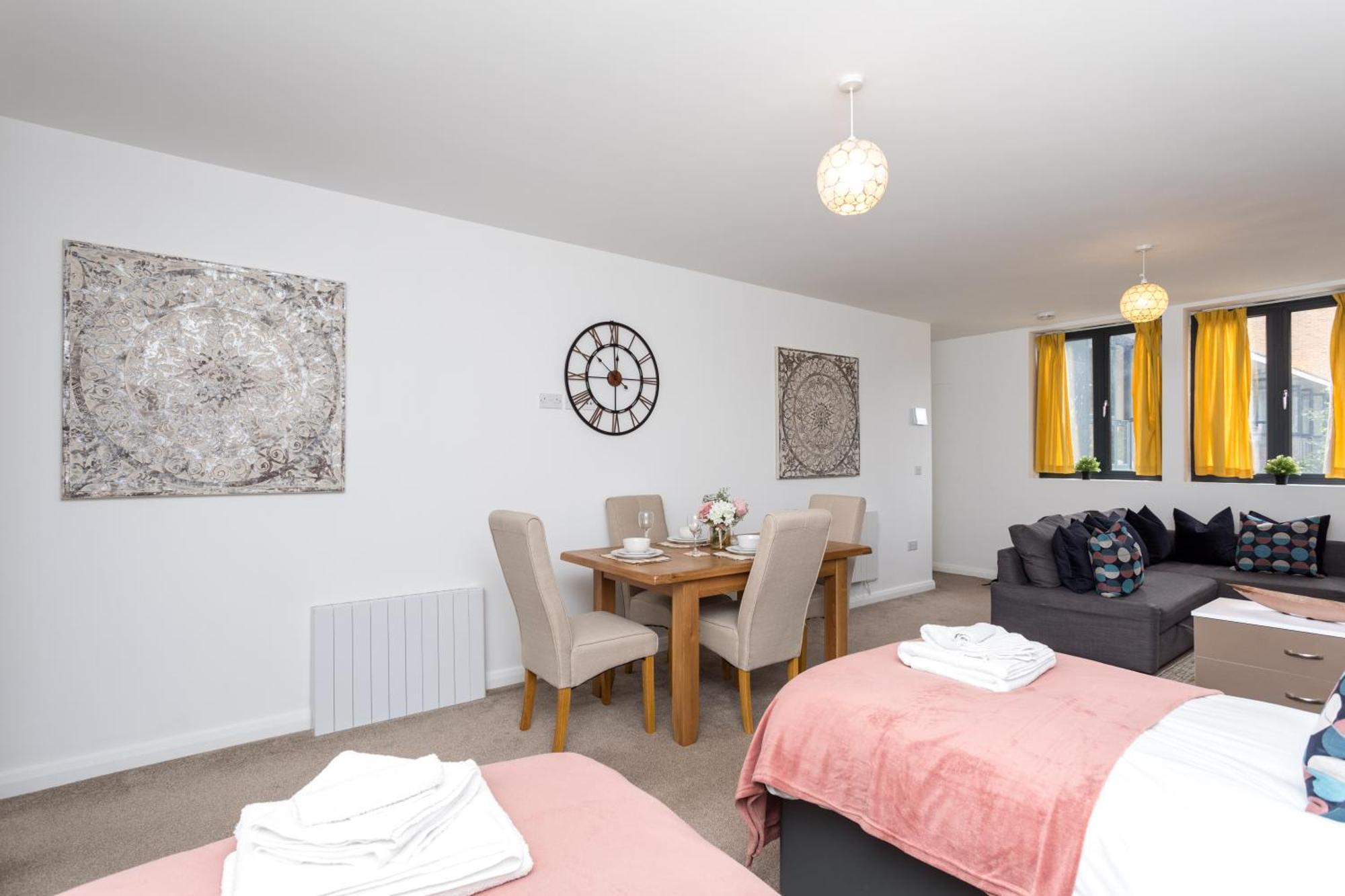 Flat 7- Spacious Studio Flat In The Heart Of Crawley エクステリア 写真